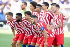 巴塞罗那的未来：足球、经济与社会的多维对话